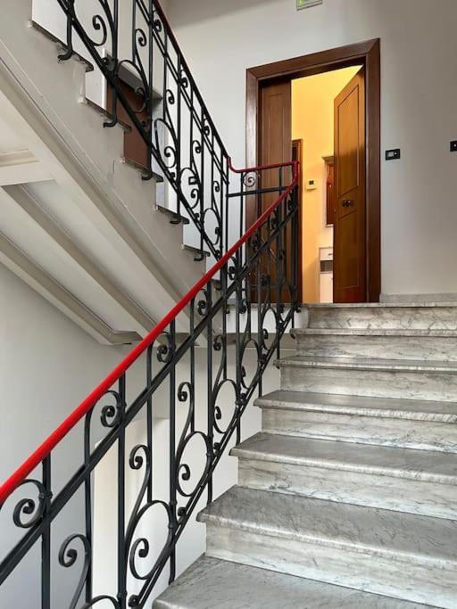 Casa Del Ferroviere B&B Sulmona Exterior photo